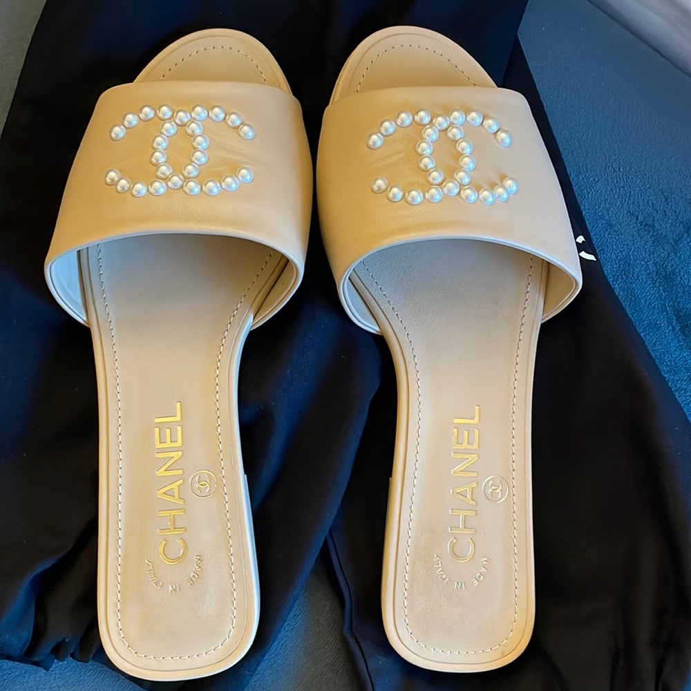 Chanel pearl sandals